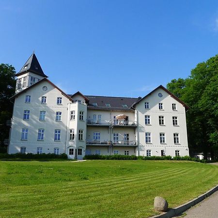 Jadgschloss Zu Hohen Niendorf Exterior photo