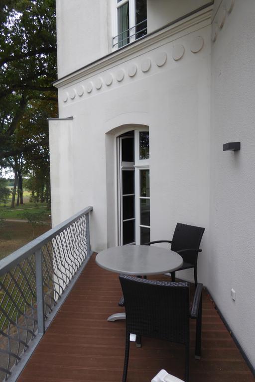 Jadgschloss Zu Hohen Niendorf Exterior photo